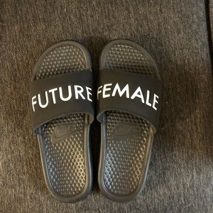 The future is female Nike slides - Sz 7